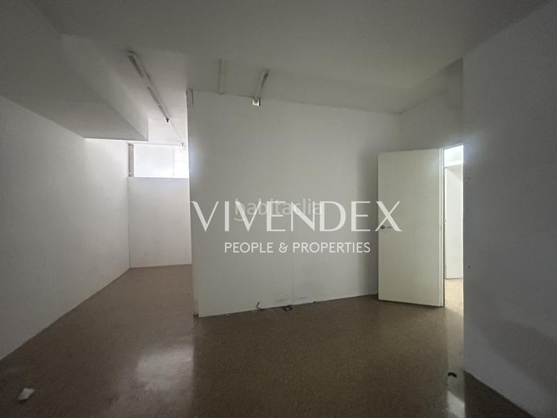 Foto 9c77912f-f959-4cab-b4a9-23f245544841. Rent business premise in Barri de les Corts Barcelona
