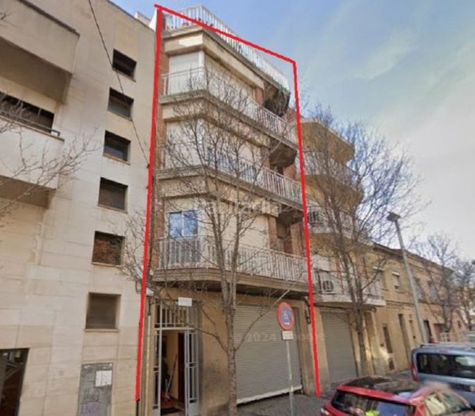 Foto 3421763f-9e73-41ab-839e-76640bddeabb. Edificio oportunidad de inversión en sant adrià de besós edificio mixto con rentabilidad en Sant Adrià de Besòs