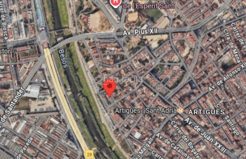 Foto f40c66cc-8c01-448c-b862-9beef65cffc0. Edificio oportunidad de inversión en sant adrià de besós edificio mixto con rentabilidad en Sant Adrià de Besòs