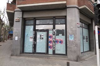 Business premise  Mollet del vallès - avenida rafael casanova. Local esquinero de 159 m en mollet  6 escaparates y máxima visib