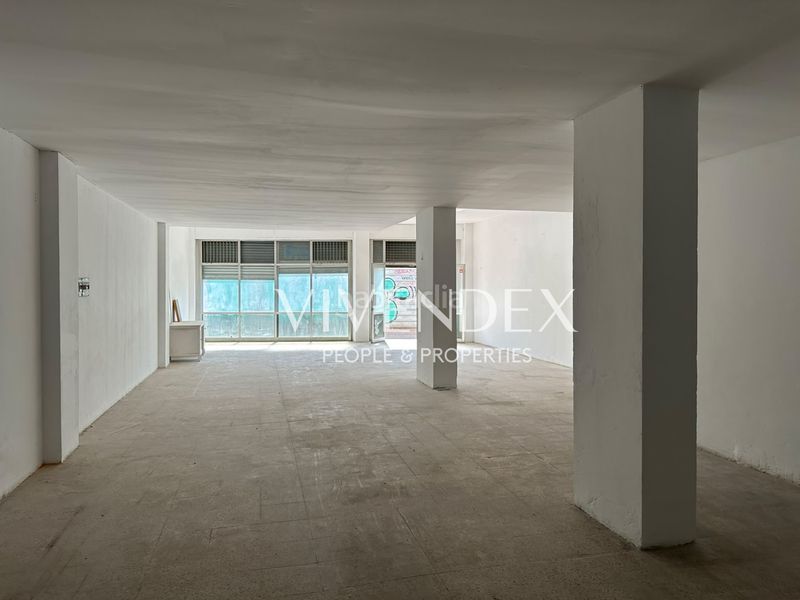 Foto dcda3ef0-80f8-4e10-9386-dc2c19ef9adf. Local comercial a Sant Andreu de Palomar Barcelona