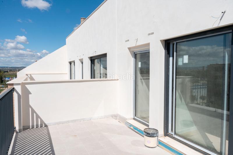 Foto f7ce9a54-ecd1-476f-947a-6e5501c34ff6. Ático 62m<sup>2</sup> en avinguda generalitat valenciana 14 atico con solarium privado en Catarroja