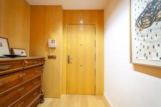 Pis a Gran Via. Vivienda de 173m2 en la calle conde altea