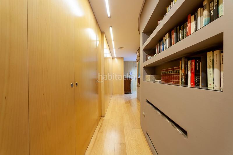 Foto eae61dd9-22fa-4756-9b4a-8f88c449766a. Flat with heating in Gran Via Valencia