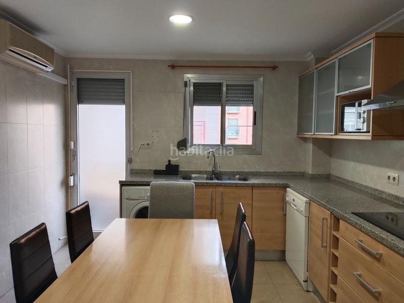 Foto 4f6f6554-00b1-4ea5-8923-96e8040f3012. Alquiler piso  de 3 dormitorios en alquiler amueblado Pinedo centro. en Valencia