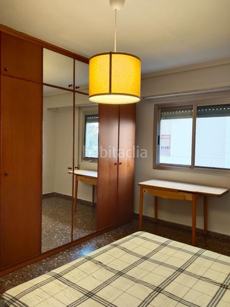 Foto 5aa5378e-4d19-4cde-9472-8e5a9414922a. Alquiler piso  de 3 dormitorios en alquiler amueblado Pinedo centro. en Valencia