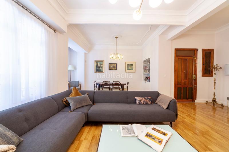 Foto be998aff-e6b5-427d-97ef-bd3bebf29db2. Appartement dans Gran Via Valencia
