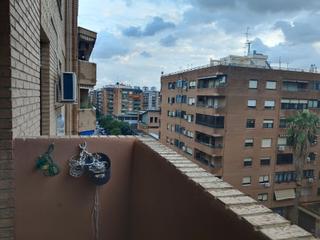 Appartement à Malilla. Vivienda próxima al parque central