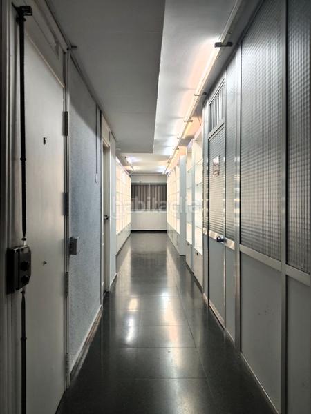 Foto 554862cf-1805-4241-92d3-292cb6a4f142. Alquiler oficina en Exposició Valencia