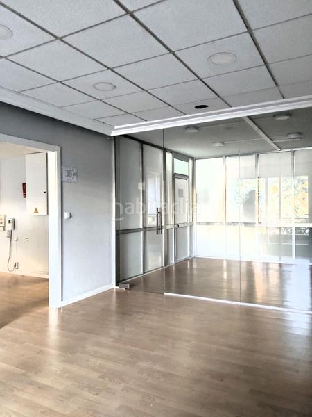 Foto be9288b0-6f49-459b-b796-fbf504351952. Alquiler oficina en Exposició Valencia