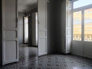 Affitto Appartamento in Russafa. Alquiler de piso junto a reino de valencia