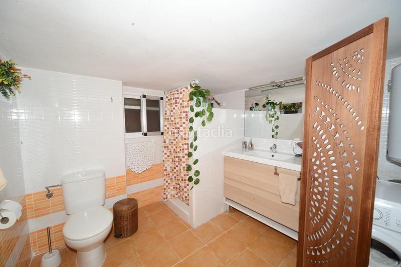 Foto 21c180db-eed3-4bd6-b5f0-64349bfa73d7. Alquiler piso junto al mercado de Russafa, vivienda reformada y amueblado en Valencia