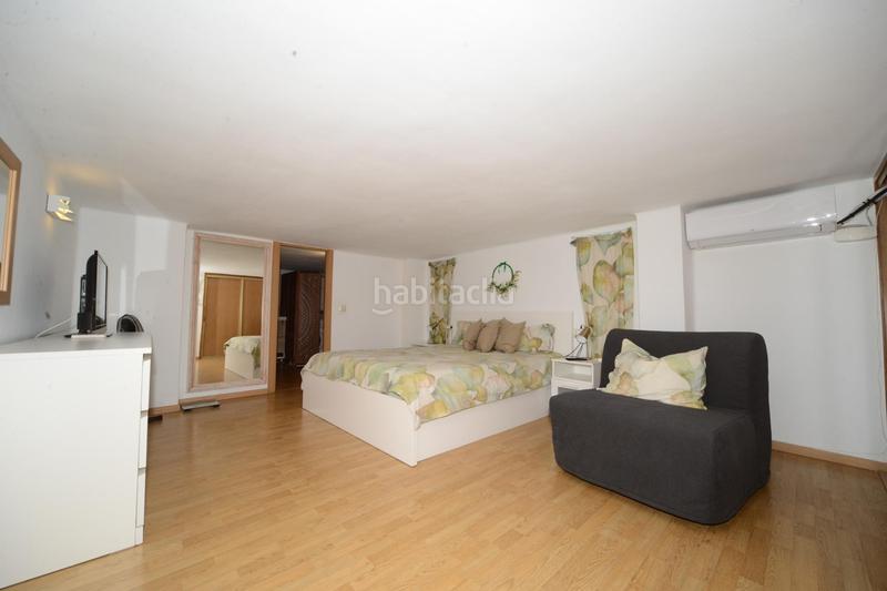 Foto 45806f1c-18f4-4541-9e12-a2ba5f66624c. Alquiler piso junto al mercado de Russafa, vivienda reformada y amueblado en Valencia