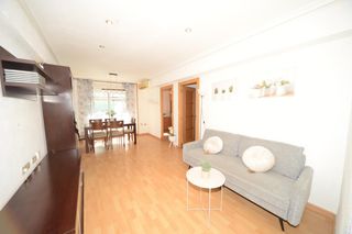 Location Appartement à Mont Olivet. Alquiler por temporada en monteolivete