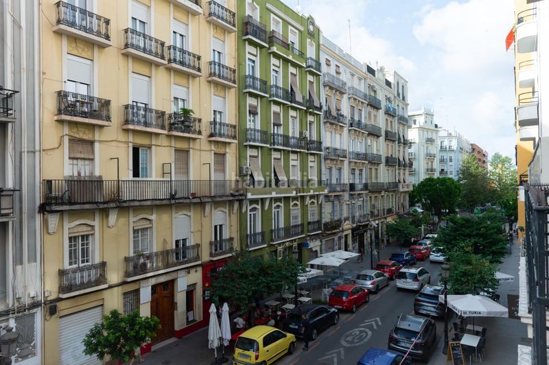 Foto 4c03b768-b637-4e9e-929c-991a188002e4. Pis amb calefacció a Russafa Valencia