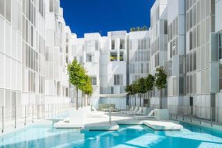 Lloguer Apartament a Carrer de sa corbeta 5. Alquiler temporada 2024 en botafoch (edificio patio blanco) - ib