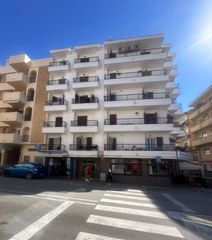 Affitto Piccolo appartamento  Carrer de marià riquer wallis. Alquiler de temporada en santa eulalia