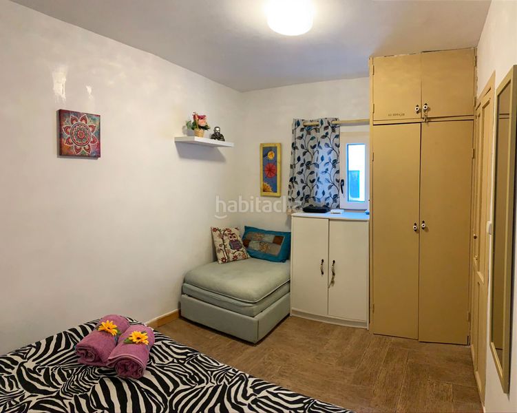 Foto a2e1fdad-6a29-4e05-ac5a-2f22d8826197. Àtic a Dalt Vila-La Marina Ibiza