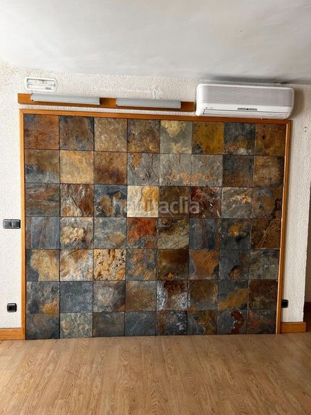 Foto 0de897bb-4ab5-4415-818b-51291e364d61. Local comercial a Centre Figueres