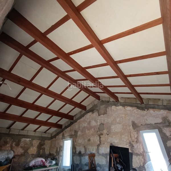 Foto c4ca2d20-cba4-4c5d-9213-9e4f7c438498. Masia amb aparcament a Cala Blanca Ciutadella de Menorca