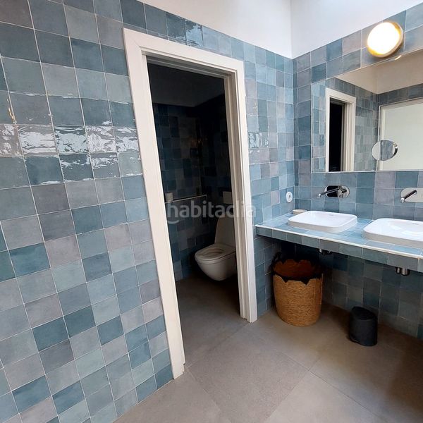Foto 075ccb4d-2e5c-4619-b822-3df6895846bb. Casa amb xemeneia calefacció aparcament piscina a Ciutadella de Menorca