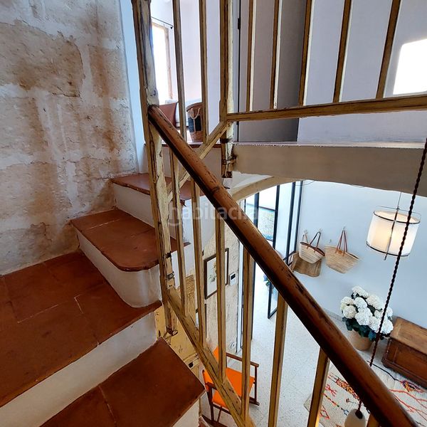 Foto 5b5ee559-210f-41fa-a6eb-393eab18c445. Casa amb xemeneia calefacció aparcament piscina a Ciutadella de Menorca