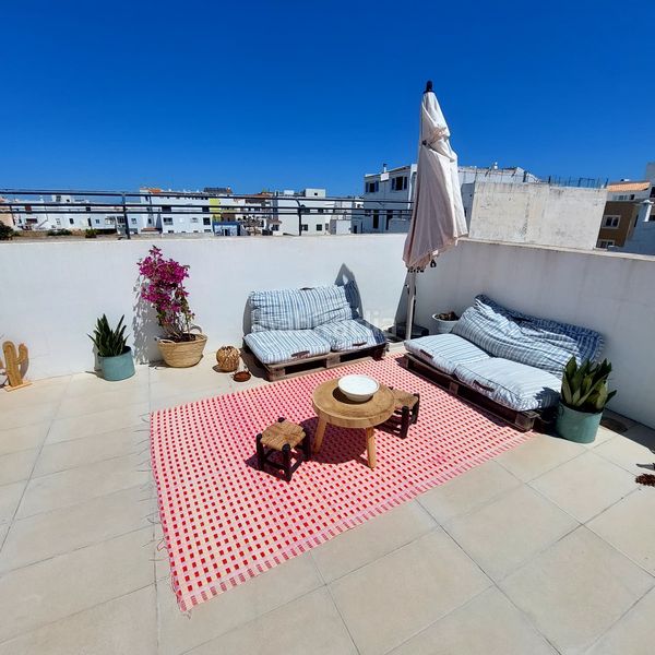 Foto 7642f3a4-850d-47b6-8622-7f19359cf9b9. Casa amb xemeneia calefacció aparcament piscina a Ciutadella de Menorca
