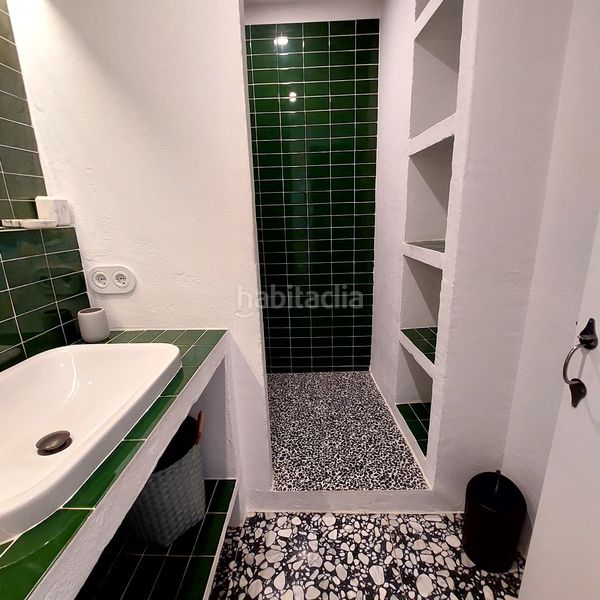 Foto 7bba5c47-954c-4e49-8d5c-72c8c4aff4b2. Casa amb xemeneia calefacció aparcament piscina a Ciutadella de Menorca