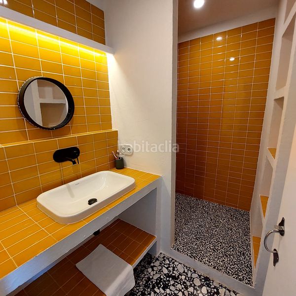 Foto a6d939e1-d11d-416b-bdb5-f0c8745b9ced. Casa amb xemeneia calefacció aparcament piscina a Ciutadella de Menorca