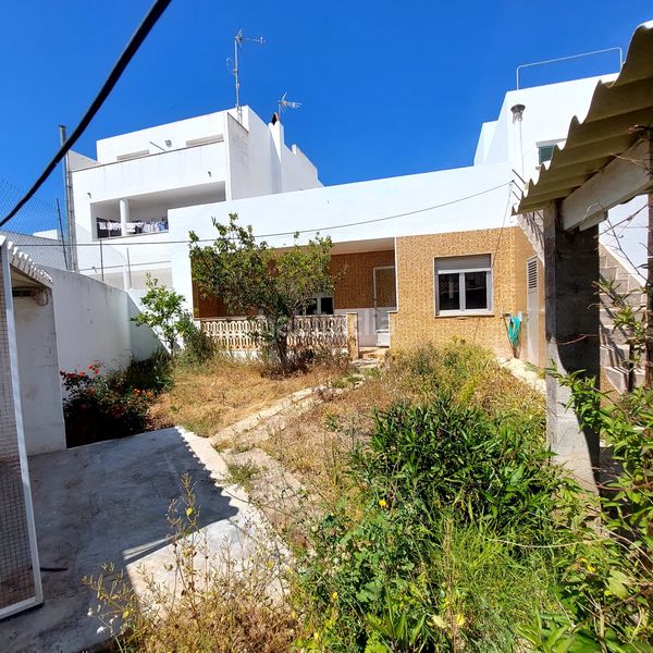 Foto 28518d3f-7286-45c9-8a6e-b34eb8f34531. Casa amb aparcament a Ciutadella Ciutadella de Menorca