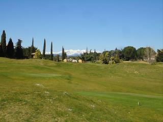 Terreny residencial a Navata. Terreno en torremirona golf