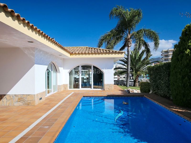 Foto 51df392a-de75-4d6e-85a4-d253ac0a4f69. Casa amb calefacció aparcament piscina a Santa Margarida Roses