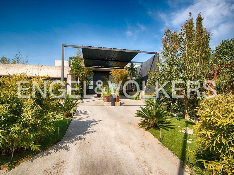 Foto a84e1881-109b-49e0-87e8-63578a7f6f09. Casa amb calefacció aparcament piscina a Mollet de Peralada