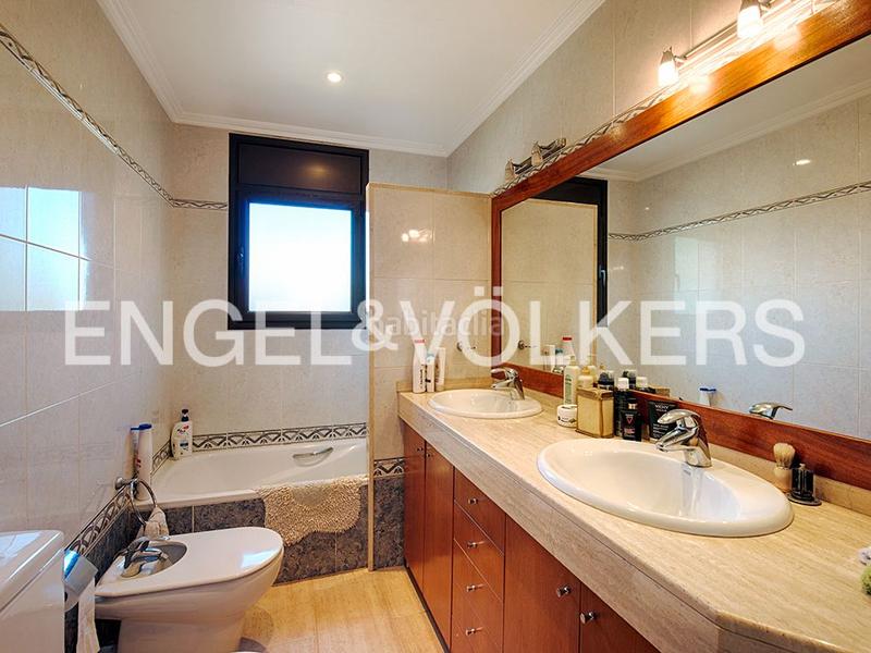 Foto 8f31f6e9-795f-400c-a453-d8e476344a45. Casa amb calefacció aparcament piscina a Mollet de Peralada