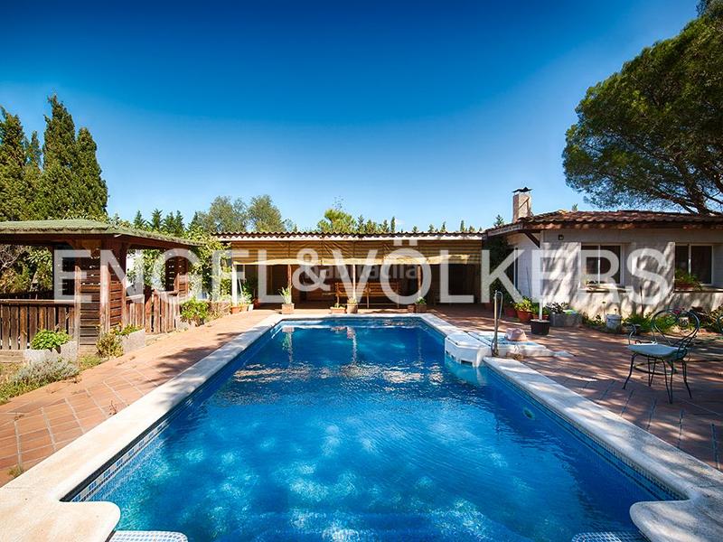 Foto c1cb3e4a-34ff-4d1b-b4b2-4211bf1207b8. Casa amb calefacció aparcament piscina a Mollet de Peralada