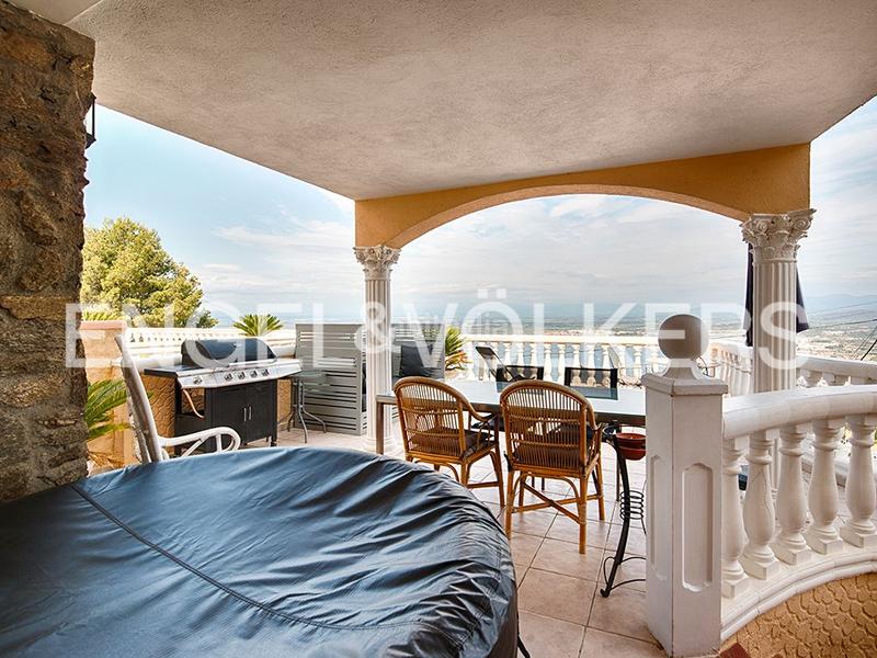 Foto 67094569-8cbf-4d96-b9e0-c3abc19eb084. Casa adossada amb calefacció piscina a Puig Rom-Canyelles-Almadrava Roses