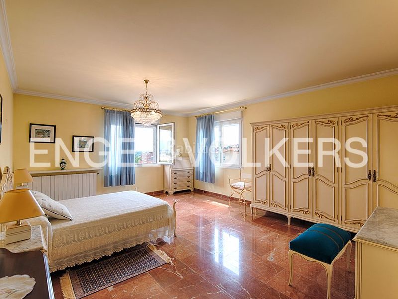 Foto 595f193a-831e-4b50-b872-8ae9831b9639. Casa amb xemeneia calefacció aparcament a Parc Bosc-Castell Figueres