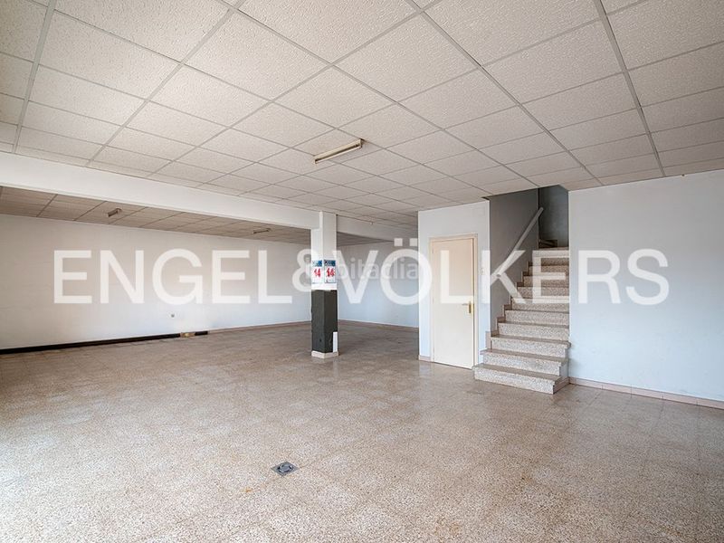 Foto b7fec149-4d49-40af-90f9-c76df2bd00b8. Casa amb xemeneia calefacció aparcament a Parc Bosc-Castell Figueres