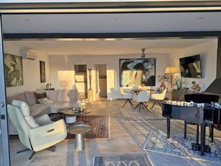 Haus in Santa Margarida. Villa moderna con amarre de 15 m y garaje en santa margarita, ro