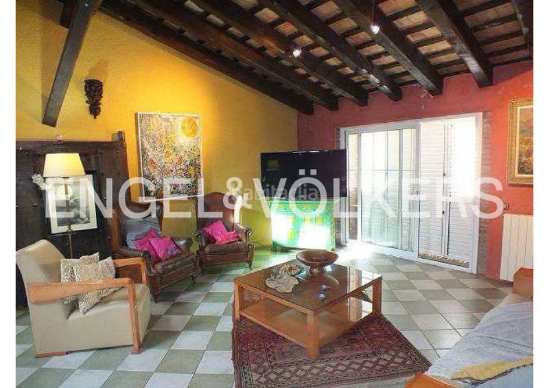 Foto 09b80f37-341a-49fc-928f-44380b7a3290. Casa adosada casa rústica de piedra con patio y garaje , alt empordà en Vilajuïga