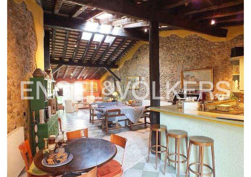 Foto e22fba20-f2f5-4f3a-870a-919d772003eb. Casa adosada casa rústica de piedra con patio y garaje , alt empordà en Vilajuïga