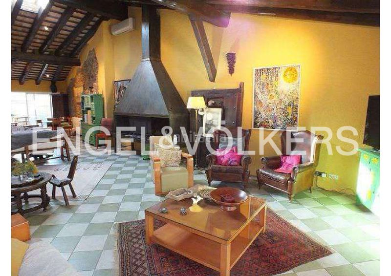 Foto e579a5ce-2dc0-4006-9800-fcb48b6091d2. Casa adosada casa rústica de piedra con patio y garaje , alt empordà en Vilajuïga