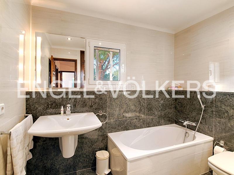 Foto b88dd6f3-21f1-4e81-9e7d-cb5fca460656. Casa con parcheggio piscina in Puig Rom-Canyelles-Almadrava Roses