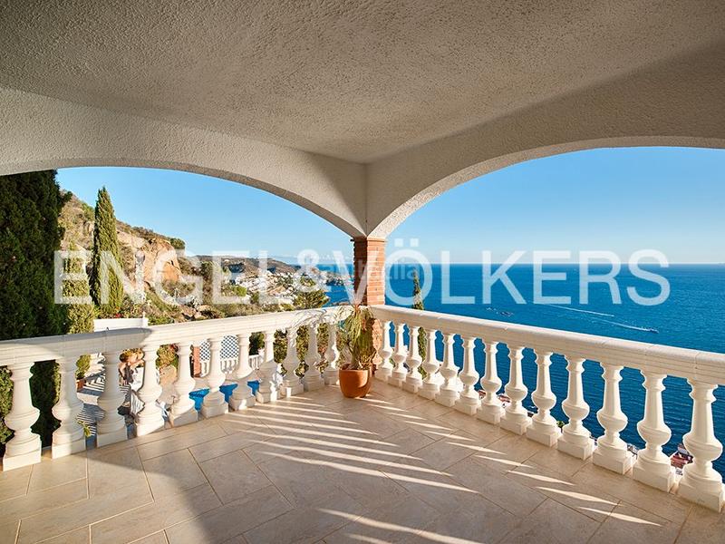 Foto 4c45a1ae-67aa-4ddb-8237-88d2a2e1fd5f. House with parking pool in Puig Rom-Canyelles-Almadrava Roses