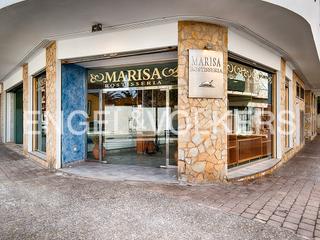 Local Comercial  Avinguda mestral. Se vende negocio en funcionamiento