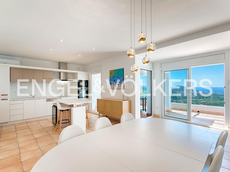 Foto cfd6b329-28c3-431a-a749-64d23aa2920b. Casa amb calefacció piscina a Nord Roses