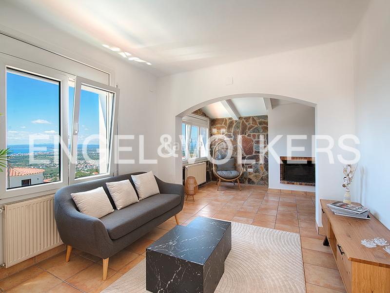 Foto db490985-a871-46f8-a4d2-59a1b2bb246a. Casa amb calefacció piscina a Nord Roses