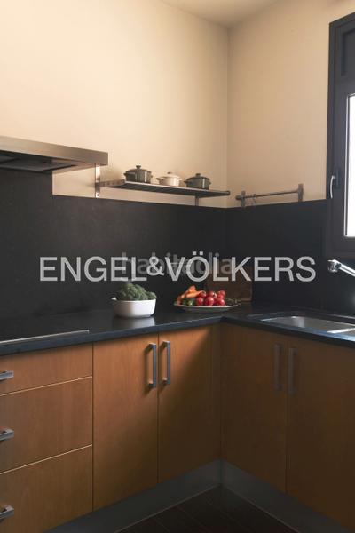 Foto 2e2ab617-a963-4a8b-abb0-afda67cdd4f1. Etagenwohnung mit kamin heizung parking in Parc Bosc-Castell Figueres