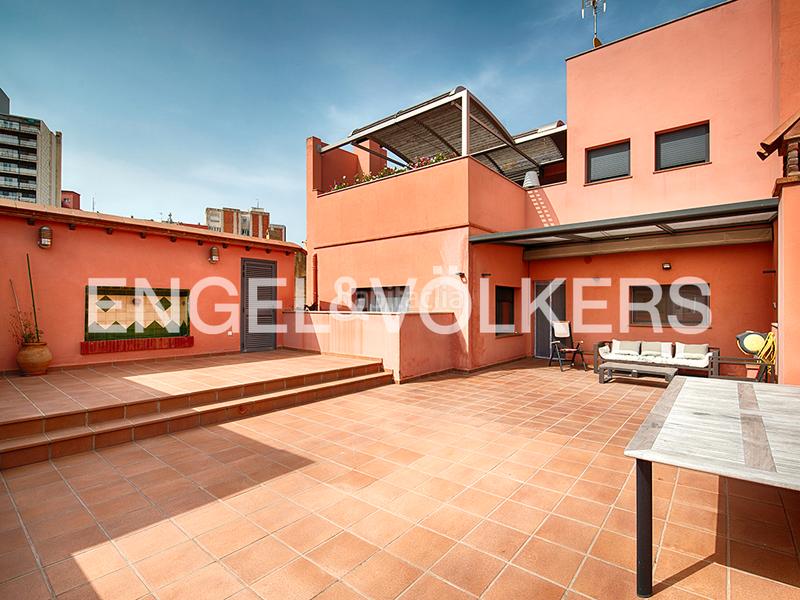 Foto 3943d5a9-ba8a-431f-8fbf-37b87f0c4422. Etagenwohnung mit kamin heizung parking in Parc Bosc-Castell Figueres