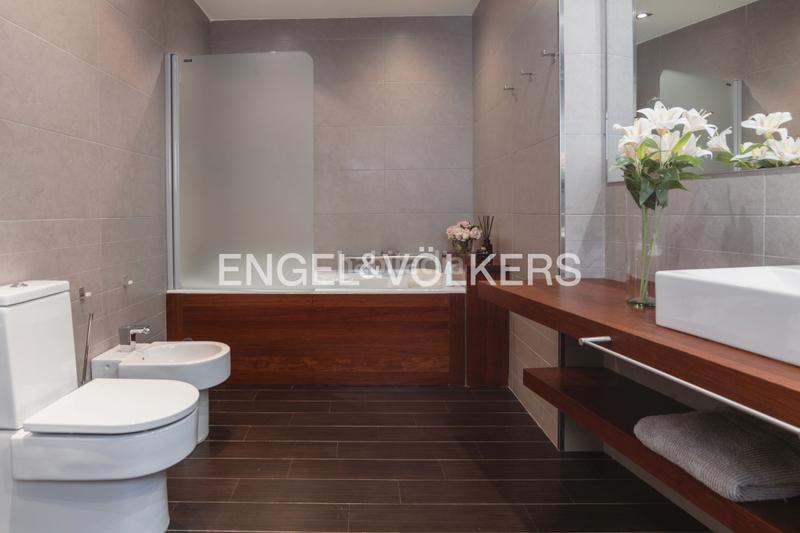 Foto 766568fe-01ae-4870-968e-e59388295986. Etagenwohnung mit kamin heizung parking in Parc Bosc-Castell Figueres